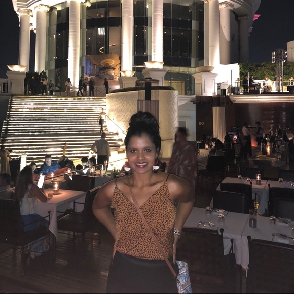 Meet your Posher, Annie - Picture 2 of 7